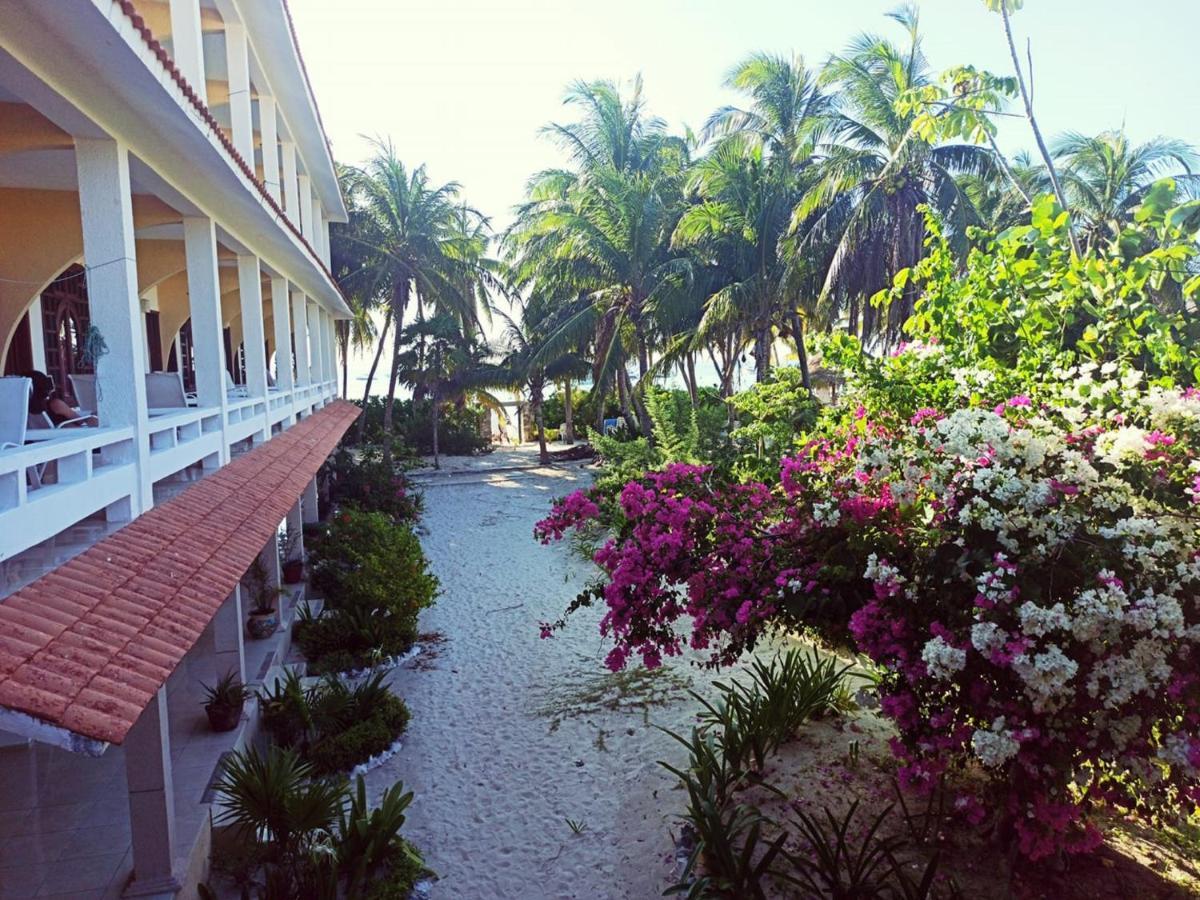 Cabanas Maria Del Mar Isla Mujeres Exterior photo